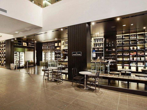 H Star Residences-- Paradise Stayz - Sydney Tourism 22