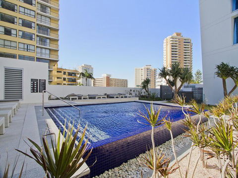 H Star Residences-- Paradise Stayz - Sydney Tourism 6