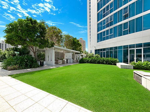 H Star Residences-- Paradise Stayz - Sydney Tourism 24