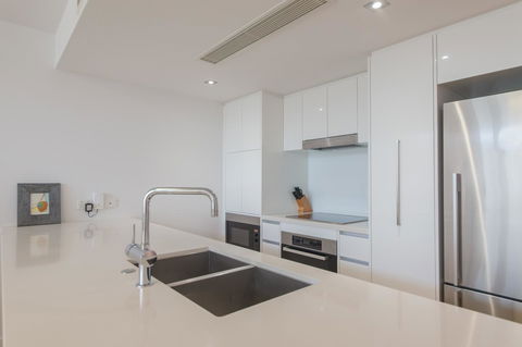 Echelon Apartments Yeppoon - Sydney Tourism 14