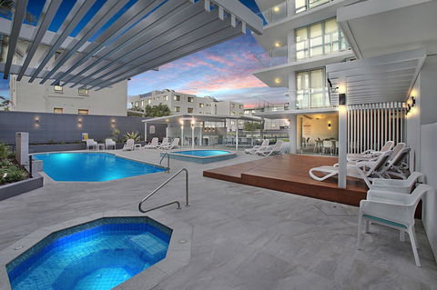 Catalina Resort - Sydney Tourism 0
