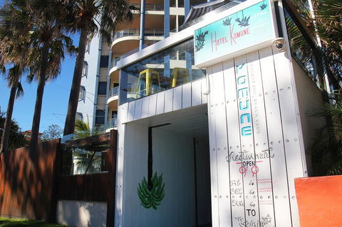 Komune Resort And Beach Club Greenmount Beach - Sydney Tourism 16