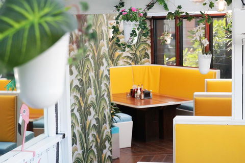 Komune Resort And Beach Club Greenmount Beach - Sydney Tourism 7