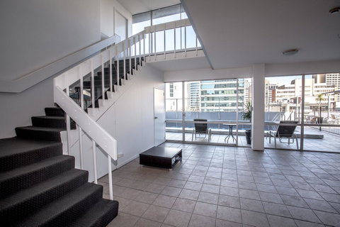 Ridge Apartment Hotel - Sydney Tourism 43