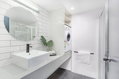 Ridge Apartment Hotel - Sydney Tourism 36