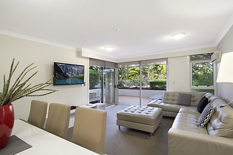 ULTIQA Burleigh Mediterranean Resort - Sydney Tourism 14