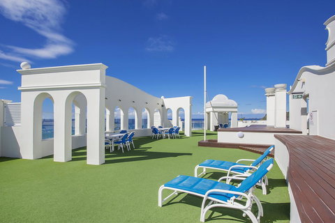 ULTIQA Burleigh Mediterranean Resort - Sydney Tourism 26