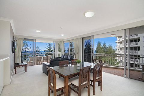 ULTIQA Burleigh Mediterranean Resort - Sydney Tourism 4