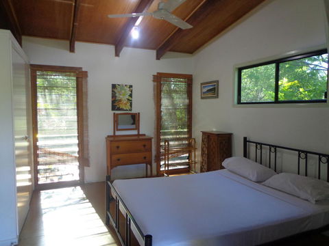 1770 Southern Cross Travellers Retreat - Sydney Tourism 14