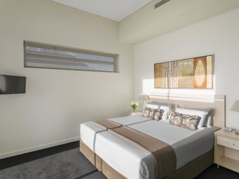 Oaks Brisbane Casino Tower Suites - Sydney Tourism 13