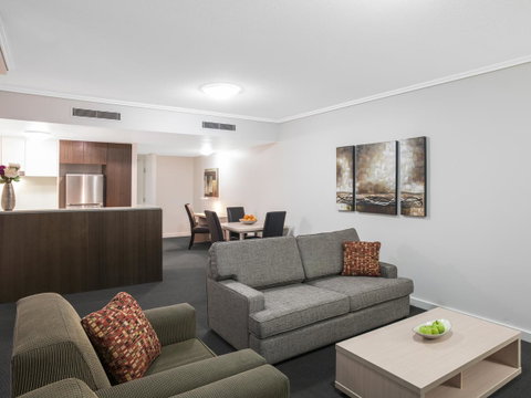 Oaks Brisbane Casino Tower Suites - Sydney Tourism 21
