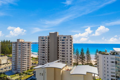 Rainbow Commodore Coolangatta - Sydney Tourism 1