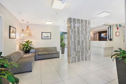 Majorca Isle Beachside Resort - Sydney Tourism 12