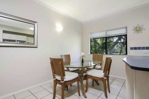 Bay Villas Resort - Sydney Tourism 20