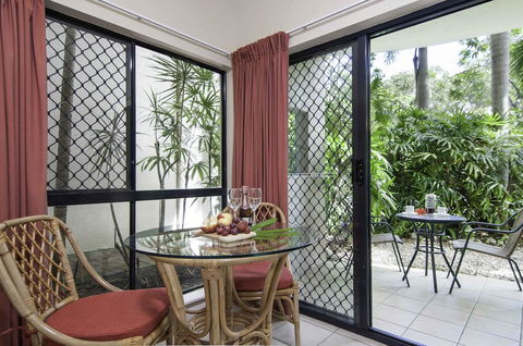 Bay Villas Resort - Sydney Tourism 30