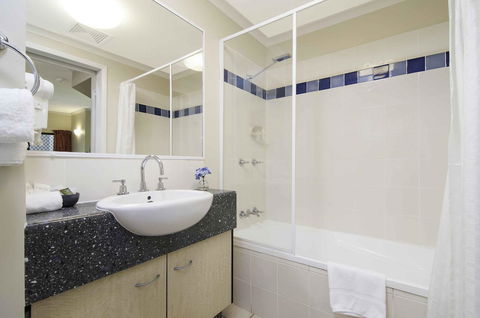 Bay Villas Resort - Sydney Tourism 29
