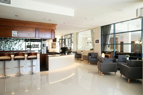 Hotel Diana - Sydney Tourism 4