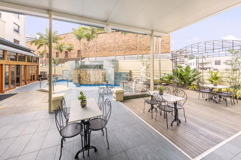 Hotel Diana - Sydney Tourism 17