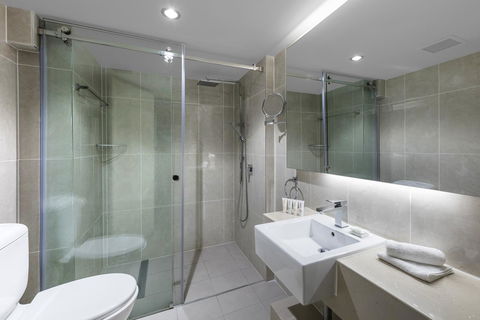 Hotel Diana - Sydney Tourism 42