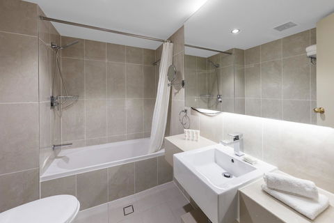 Hotel Diana - Sydney Tourism 33