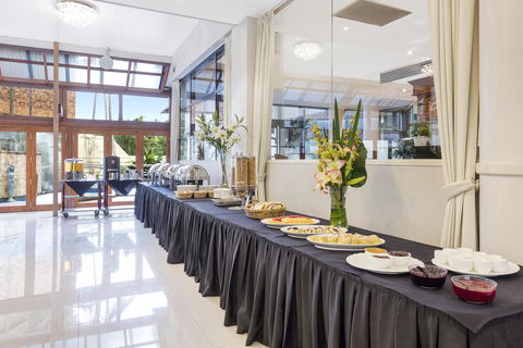 Hotel Diana - Sydney Tourism 6