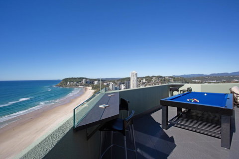 Burleigh Esplanade Apartments - Sydney Tourism 3