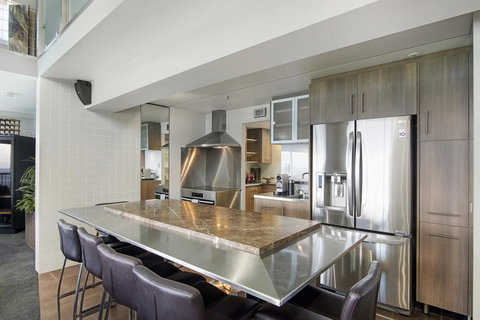 Burleigh Esplanade Apartments - Sydney Tourism 18