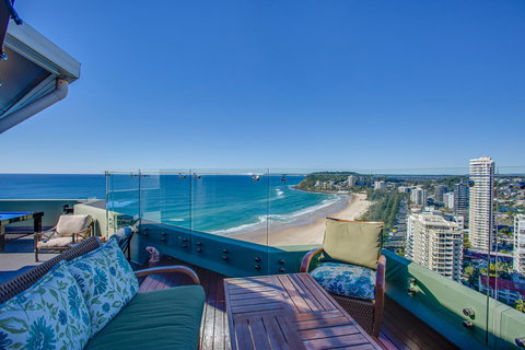 Burleigh Esplanade Apartments - Sydney Tourism 4