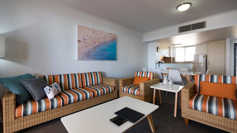 Swell Resort Burleigh Heads - Sydney Tourism 9