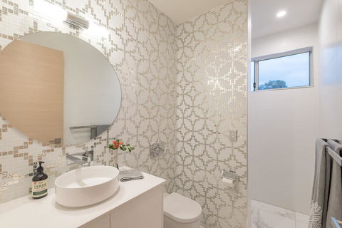 Noosa Villas - Sydney Tourism 14