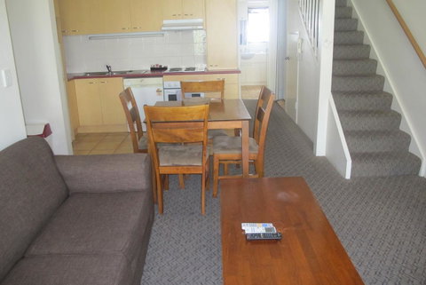 Spring Hill Mews Apartments - Sydney Tourism 22