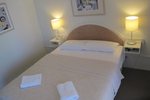Spring Hill Mews Apartments - Sydney Tourism 13