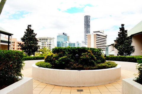 Spring Hill Mews Apartments - Sydney Tourism 10