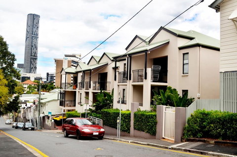 Spring Hill Mews Apartments - Sydney Tourism 34