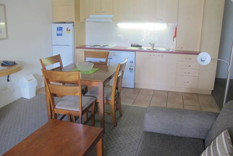Spring Hill Mews Apartments - Sydney Tourism 25