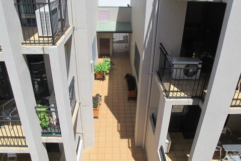 Spring Hill Mews Apartments - Sydney Tourism 29