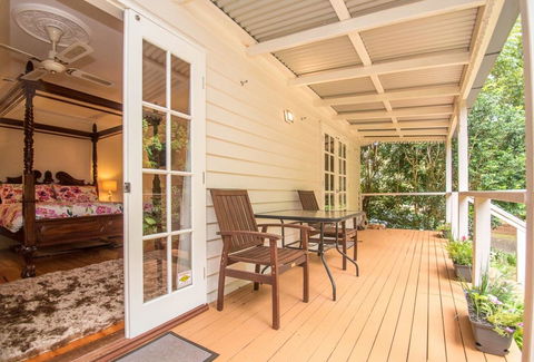 Curtis Falls Cottage - Sydney Tourism 16