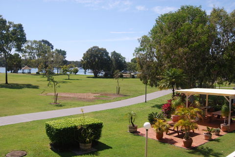 Regency Waterfront Noosa - Sydney Tourism 14