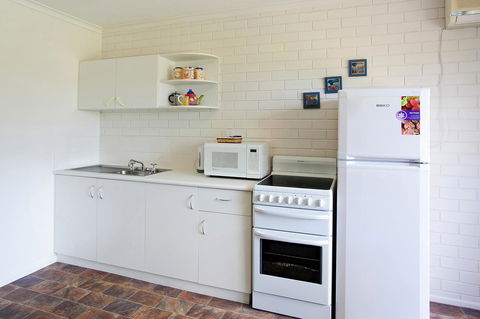 Regency Waterfront Noosa - Sydney Tourism 13