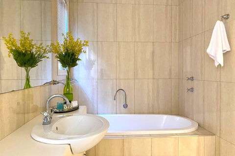 Wattle Terrace - Sydney Tourism 3