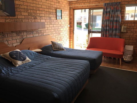 Whale Fisher Motel - Sydney Tourism 2