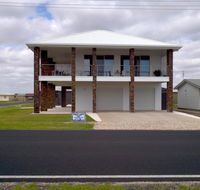 White Caps BB Apartment - Sydney Tourism