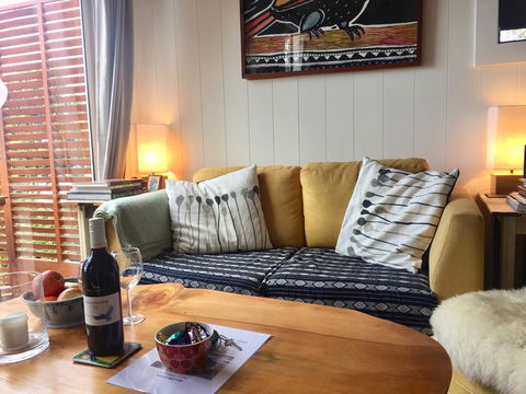 Willow Cabin - Sydney Tourism 0