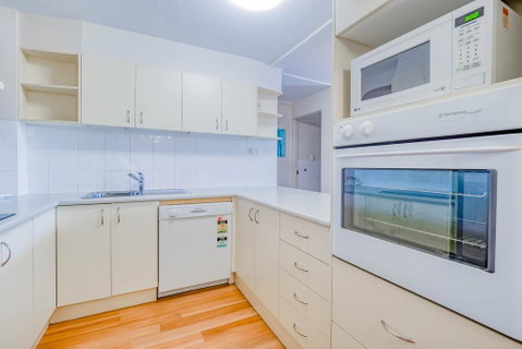 Windward Apartments - Sydney Tourism 1