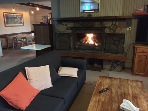 Winterhaus Lodge Thredbo Village - Sydney Tourism 1