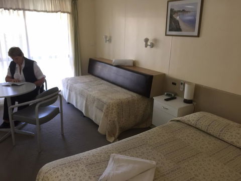 Woodmans Hill Motel - Sydney Tourism 1
