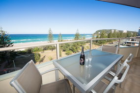 Book Burleigh Heads Accommodation Sydney Tourism Sydney Tourism
