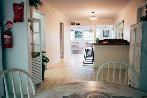 Yeppoon Beachhouse - Sydney Tourism 1