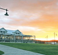York Cove Holiday Hotel - Sydney Tourism