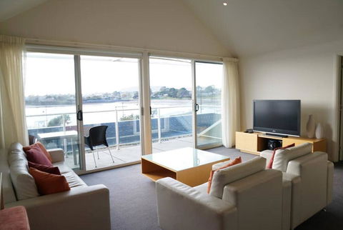 York Cove Holiday Hotel - Sydney Tourism 2